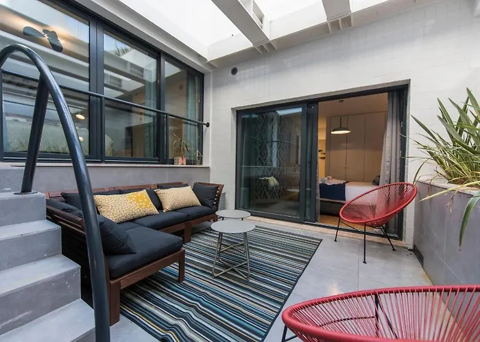 Modern And Colourful Flat In Graca By Lovelystay Lissabon