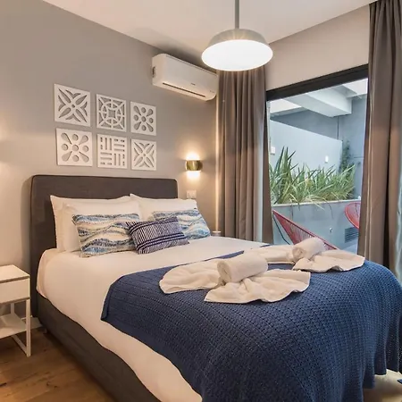 Lejlighed Modern And Colourful Flat In Graca By Lovelystay *