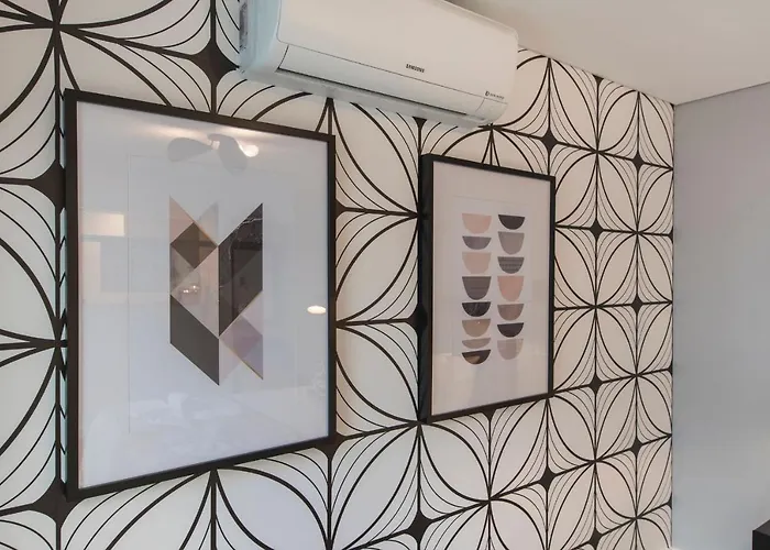 Modern And Colourful Flat In Graca By Lovelystay Apartment *