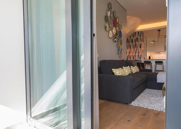 Modern And Colourful Flat In Graca By Lovelystay Apartment Lisbon