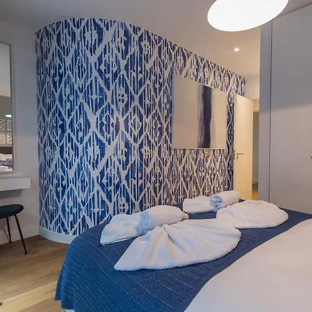 Lovelystay - Modern&colourful Flat In The Heart Of Graça *