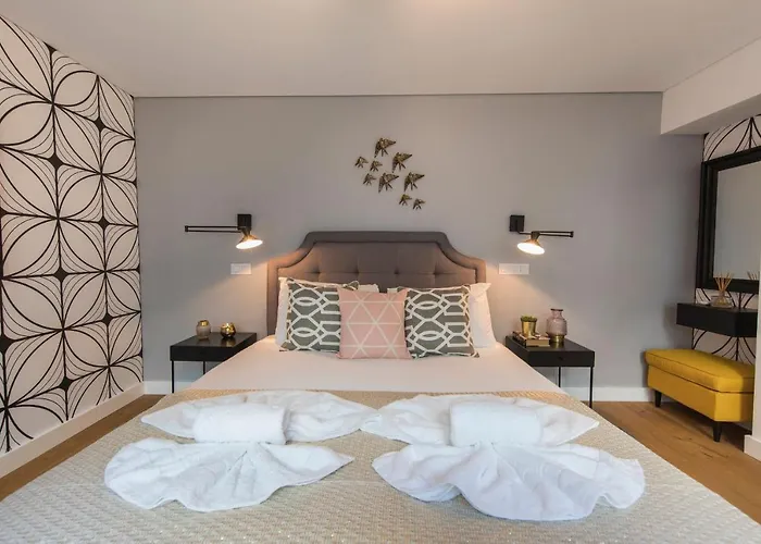 Apartamento Lovelystay - Modern&colourful Flat In The Heart Of Graça *